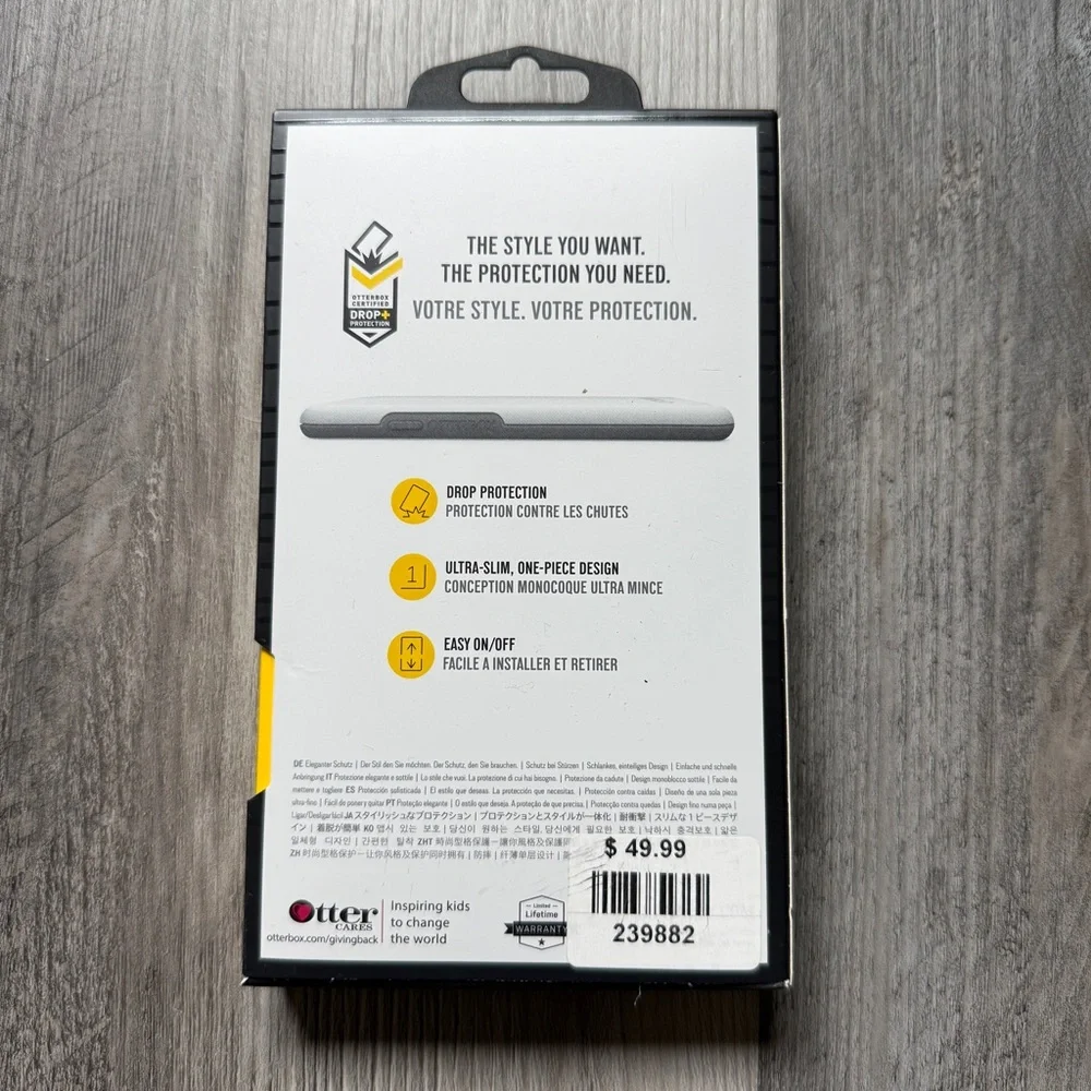 OtterBox iPhone 11 Pro Phone Case Black With Magnet Attached